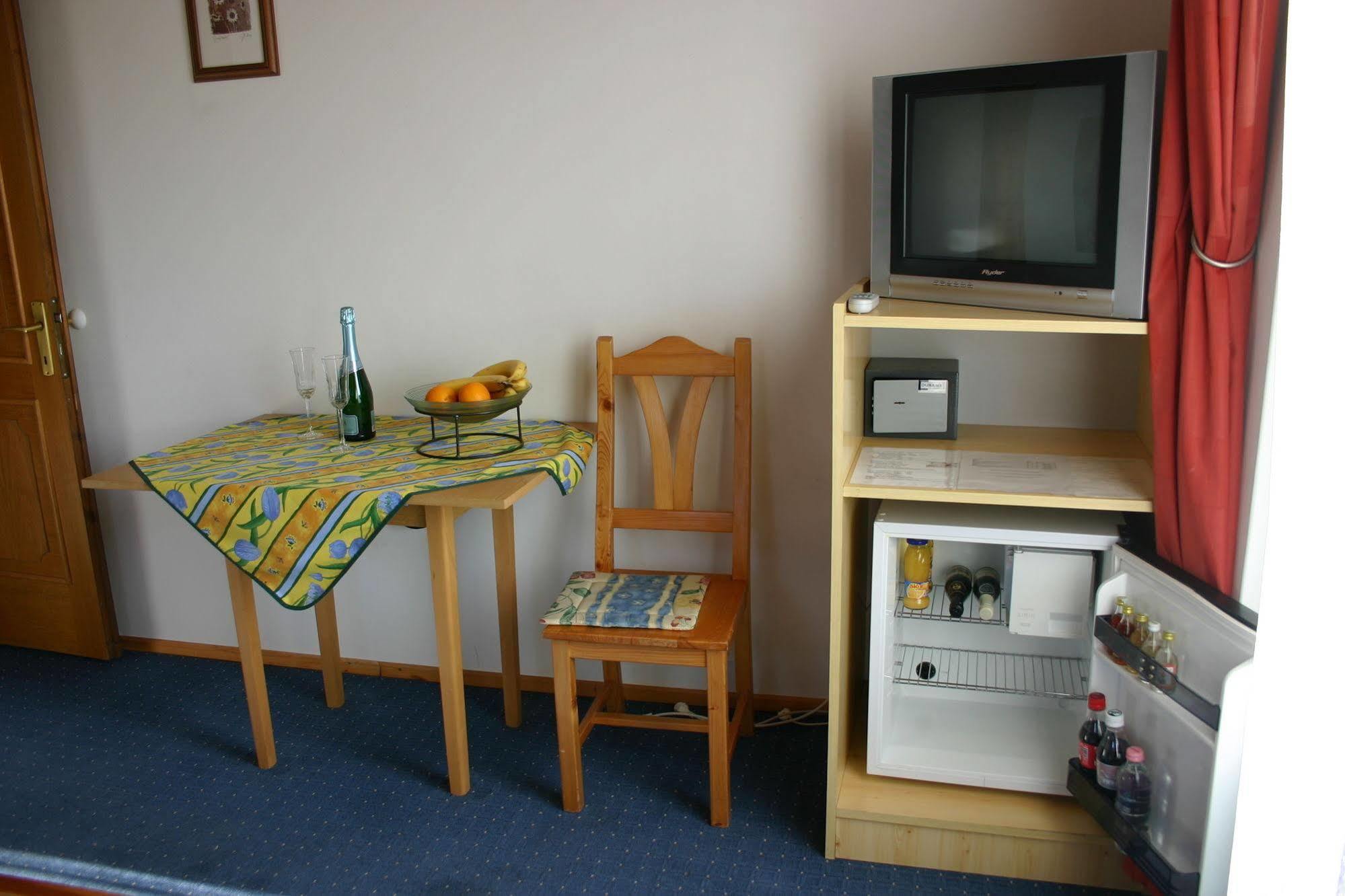 Lorelei Pension Adults Only Gyenesdiás Exteriér fotografie